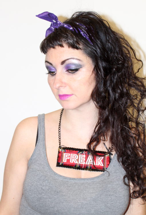 RED TARTAN FREAK NECKLACE - Image 3