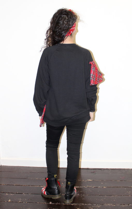 BLACK RED TARTAN RUFFLE SWEATSHIRT - Image 3
