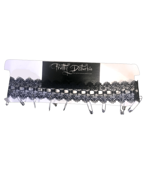 BLACK LACE SAFETY PIN CHOKER