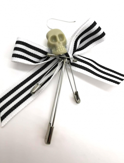 BLACK SKULLS & STRIPE SAFETY PIN EARRINGS - Image 3