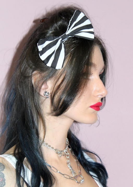 BLACK & WHITE STRIPE HAIR BOW - Image 3