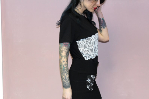 BLACK SKULLS PRINT PATCH POCKET SKIRT - Image 5