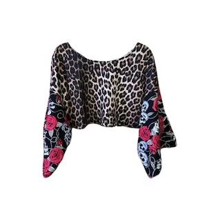LEOPARD SKULL ROSE BOXY CROP TOP